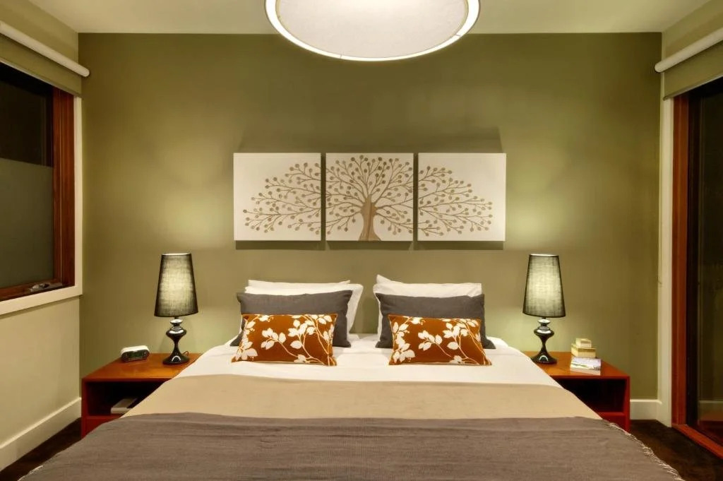 Boutique Stays - Victorian Vogue
