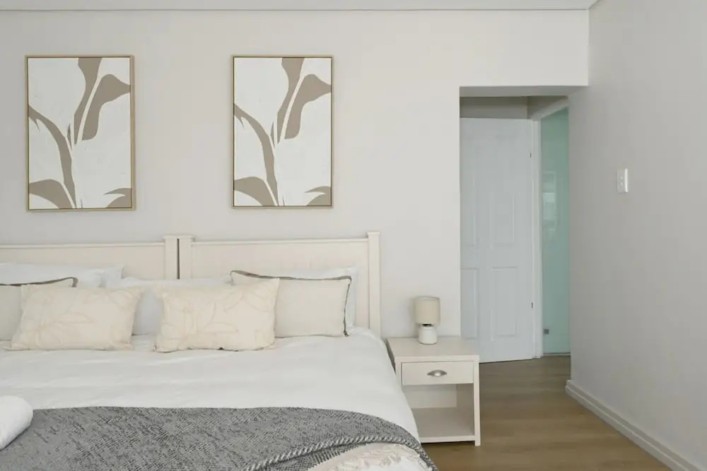 Spacious 3 Bed Apartment Sea Point Ocean Views