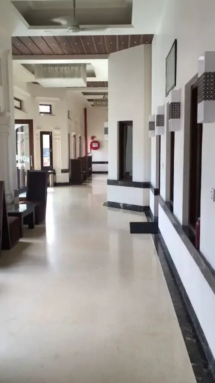 Kohinoor Palace