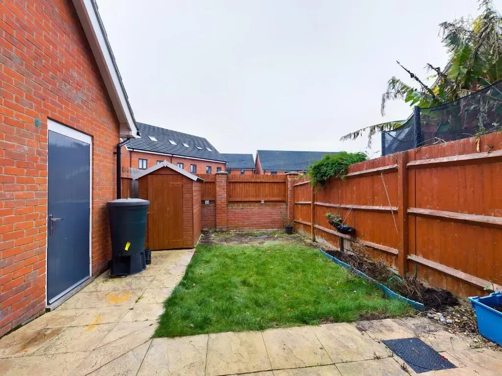 Cheerful 5-BDR/3-BATH House w/ Free Parking