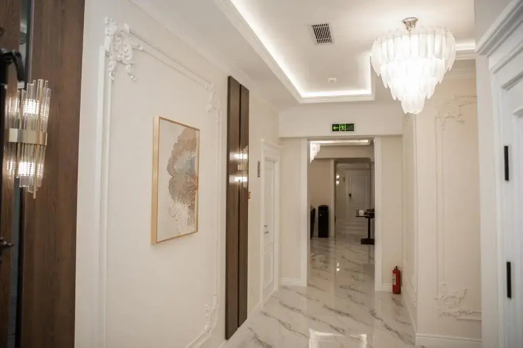 Qadim Hotel
