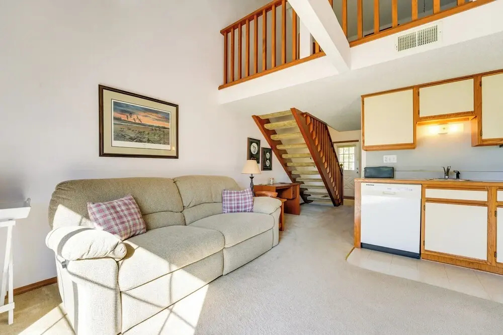 3 Mi to Branson Strip: Condo w/ Golf Course View!