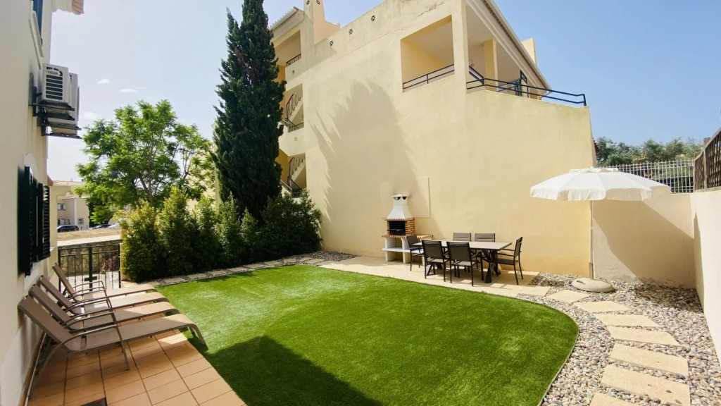 Oliveira by Check-in Portugal
