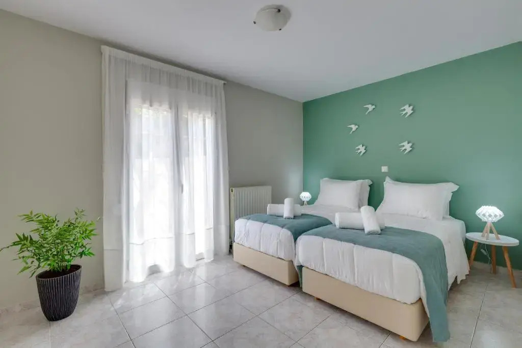 Chania Elite Homes, Enjoy a Chic Oasis by the Pool
