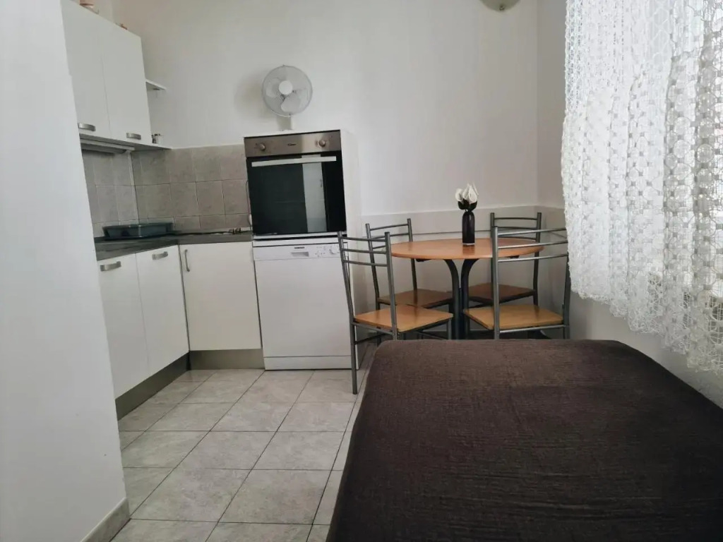 Apartments Fani 3421