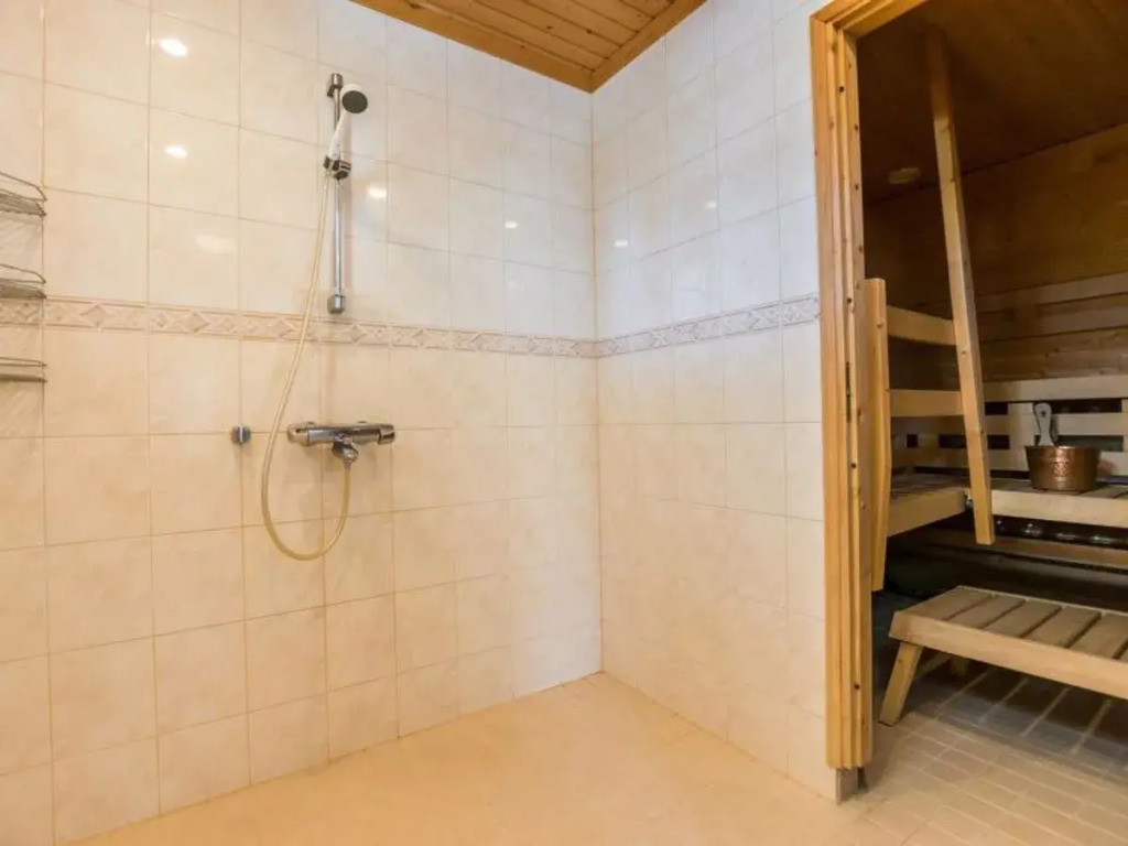 Rukan taikavuosseli 10 b