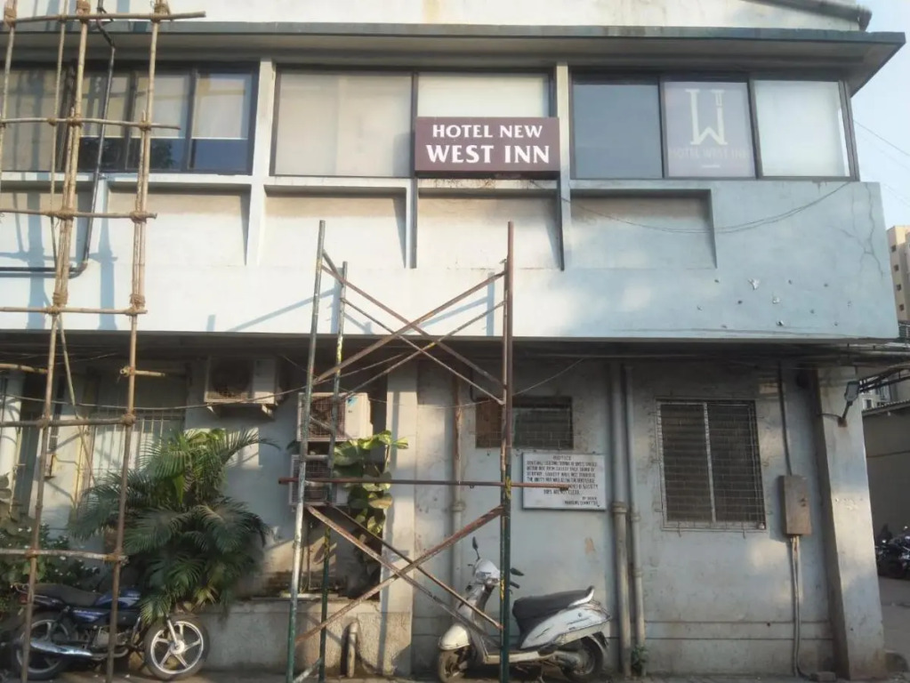 Hotel West Inn