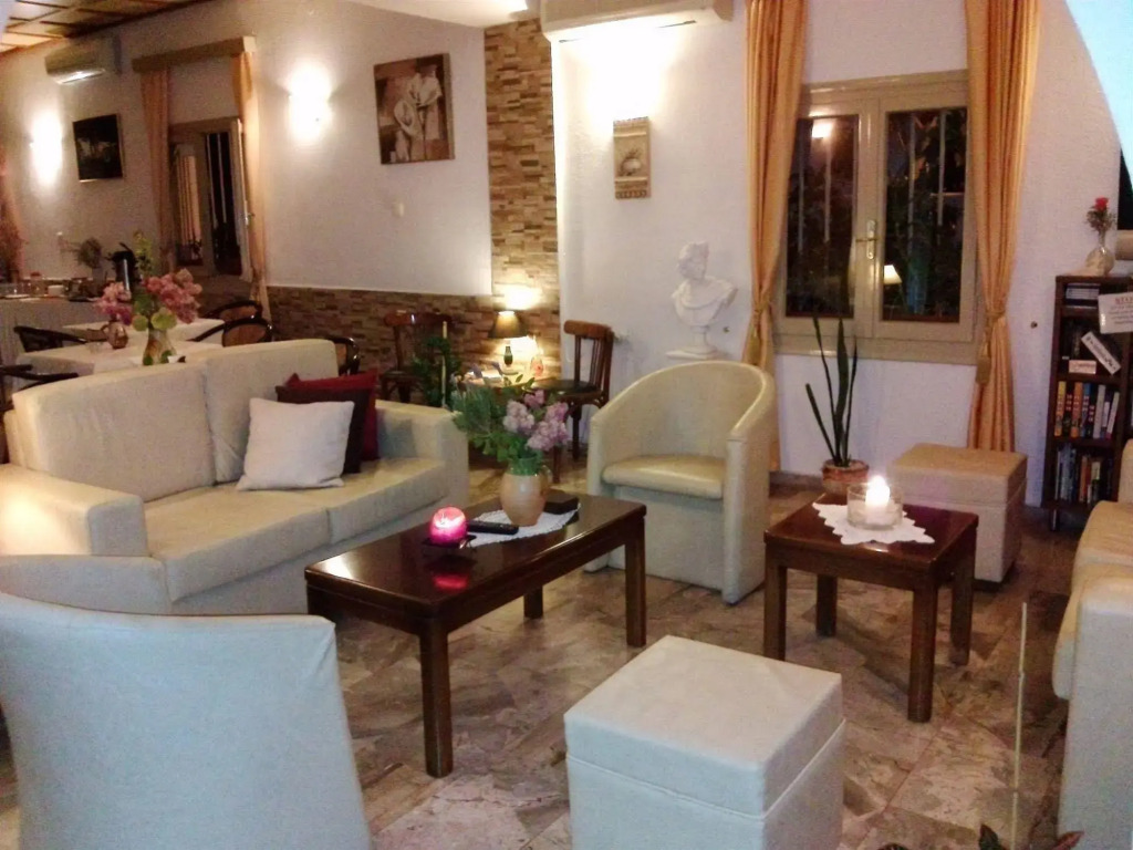 Voula Hotel