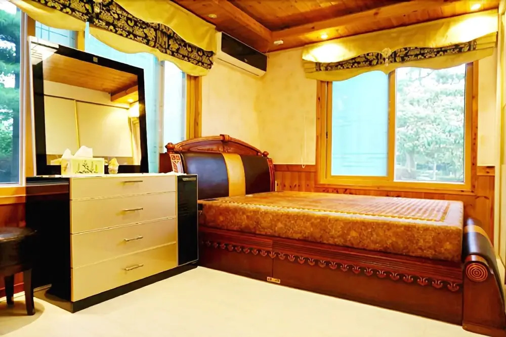 Anmyeondo Pinetree Villa Pension