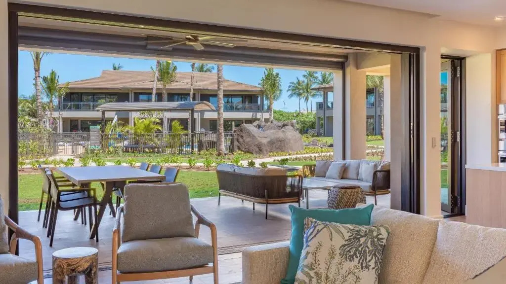 Maui Westside Presents - Luana garden Villa 8B