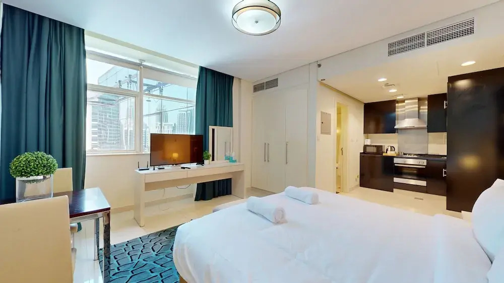 GreenFuture - Charming Studio in the Vibrant Business Bay