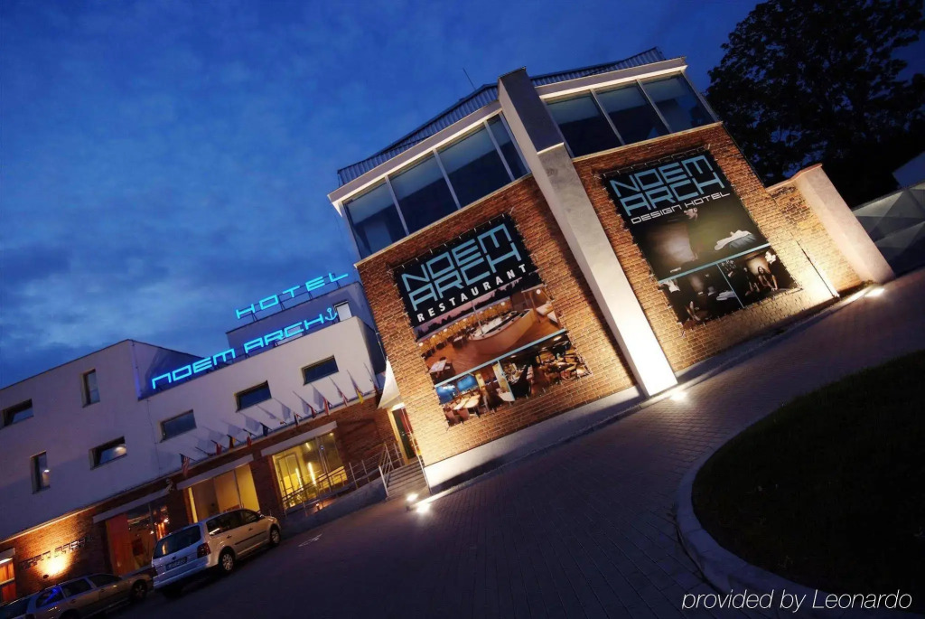 Restaurant & Design Hotel Noem Arch