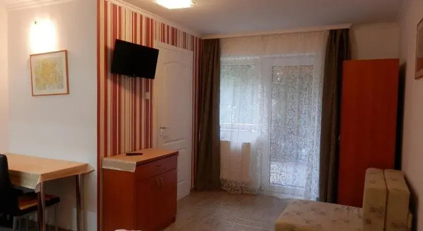 Veronika Villa