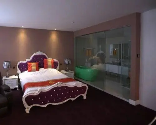 Babylon Hotel