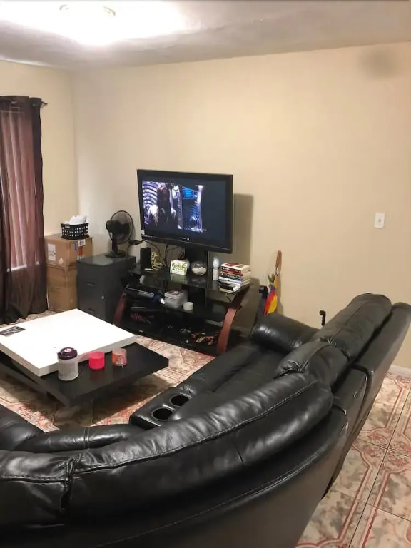 Lauderdale Lakes Getaway