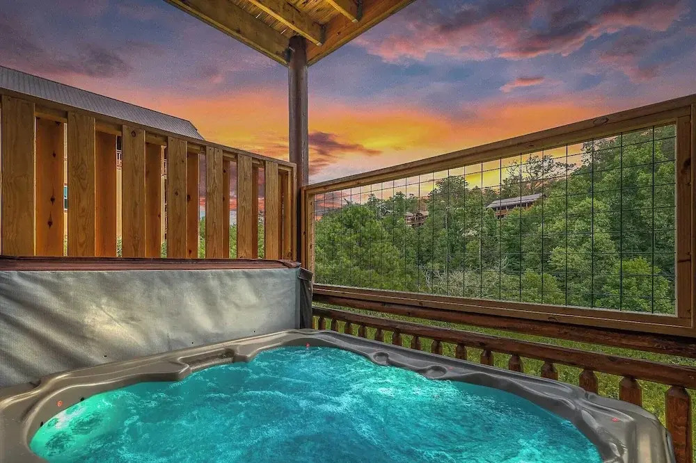 Smokeys Paradise by Avantstay Sleeps 22 + Pool