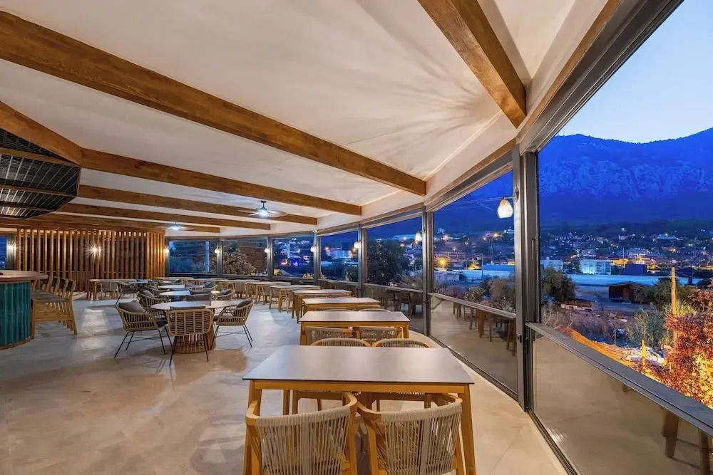 Rota Kilidonia Karaöz Suites&Villas