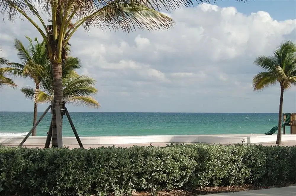 Tropic Cay Beach Hotel