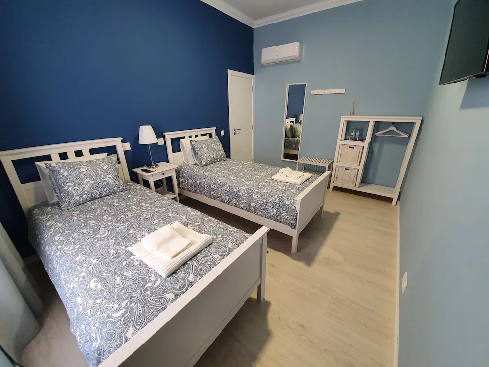Inn Faro - Casa Amarela - Guest House