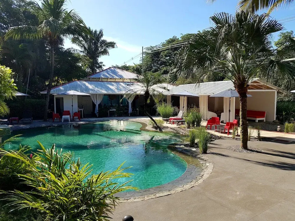 Hotel The Place