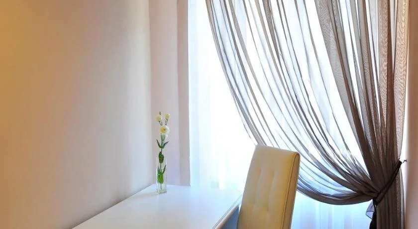 Rim Rooms