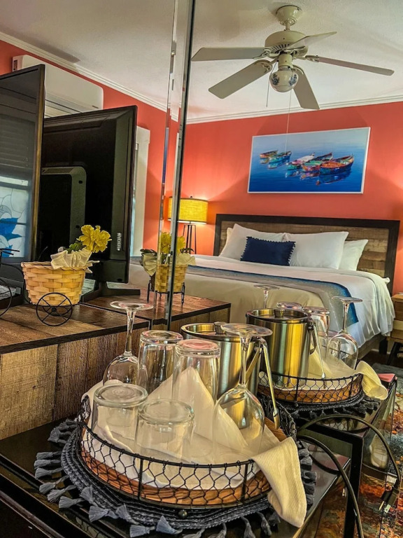 Vinoy House