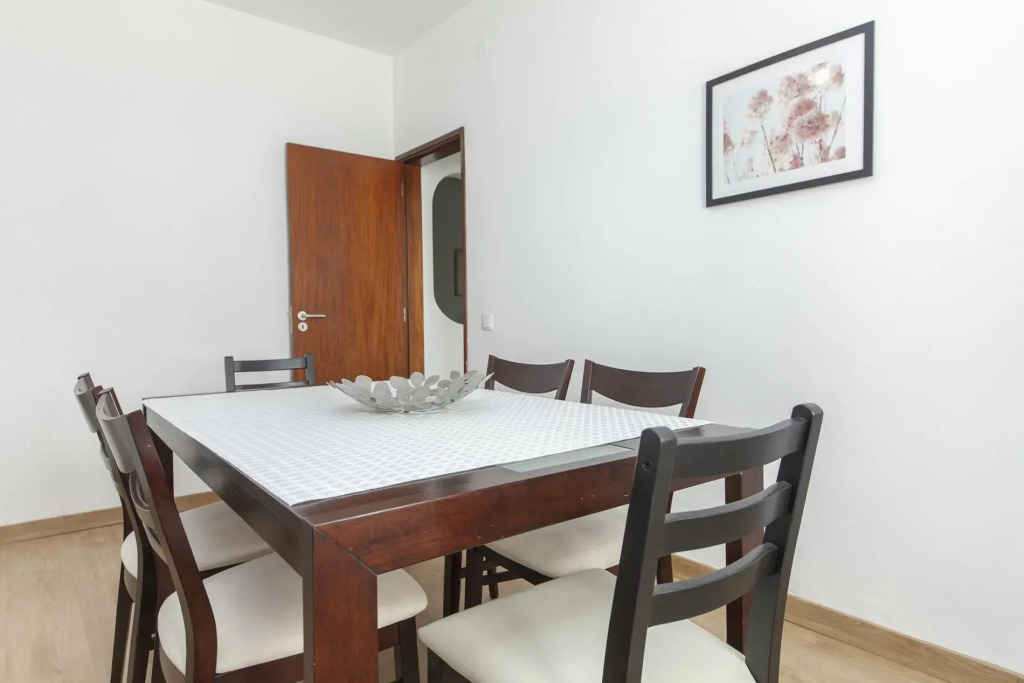 C08 - Central Sao Goncalo Townhouse