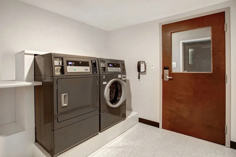 Ramada by Wyndham St. Paul AB