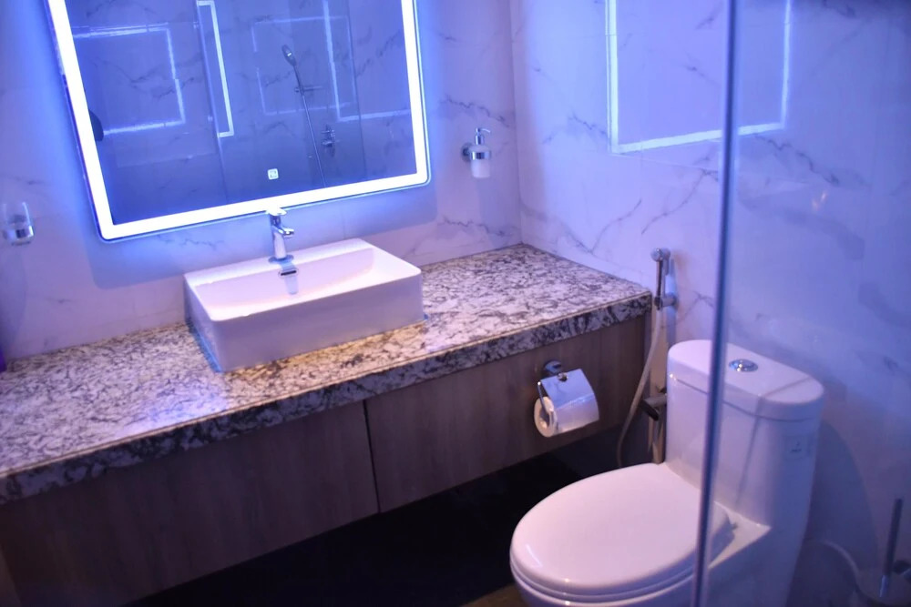 Luxuryhouse-3br-free Car & Driver-balcony-wifi