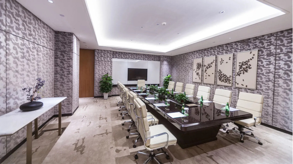 Holiday Inn Nanjing Xuanwu Lake by IHG