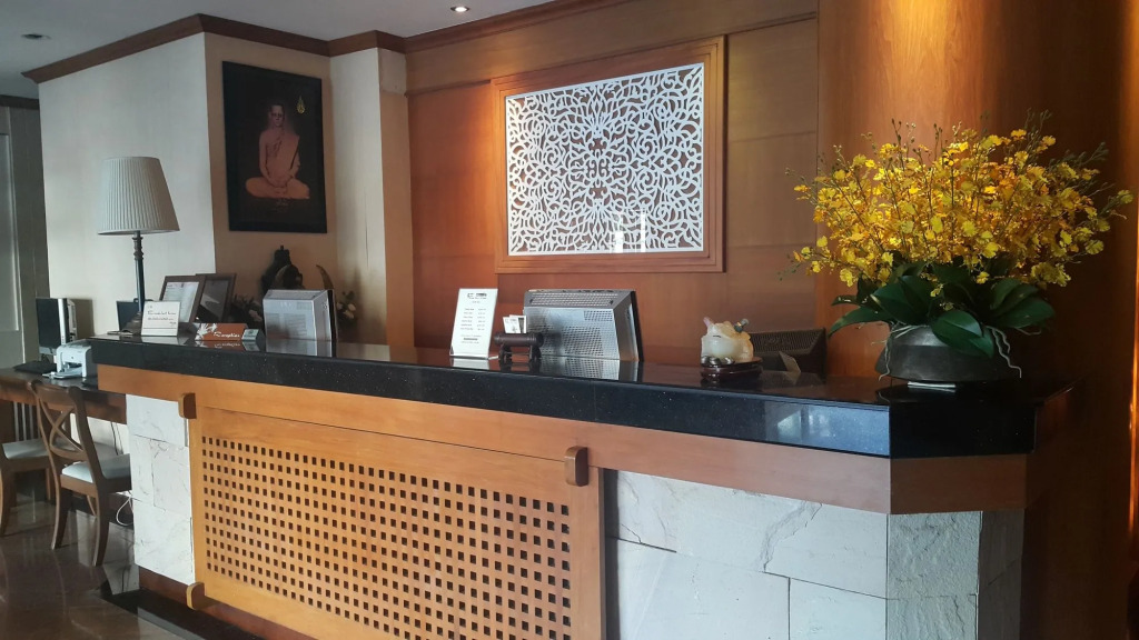 Fresh Inn Hotel