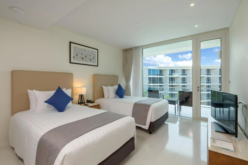 Splash Beach Resort Phuket, Family-Friendly Beachfront Resort