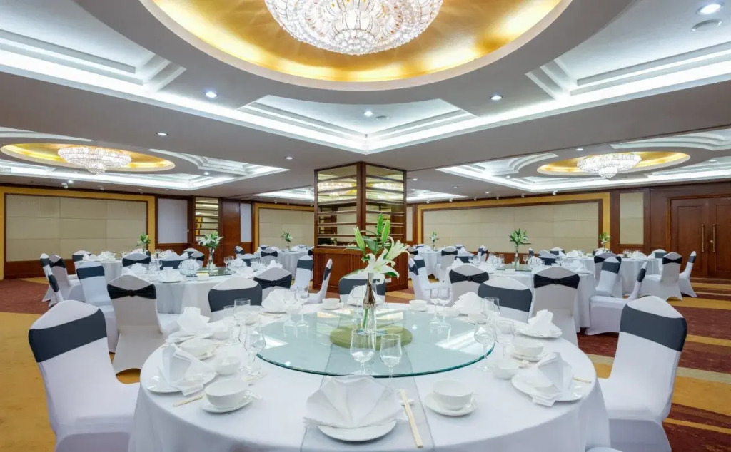 Holiday Inn Shenzhen Donghua by IHG