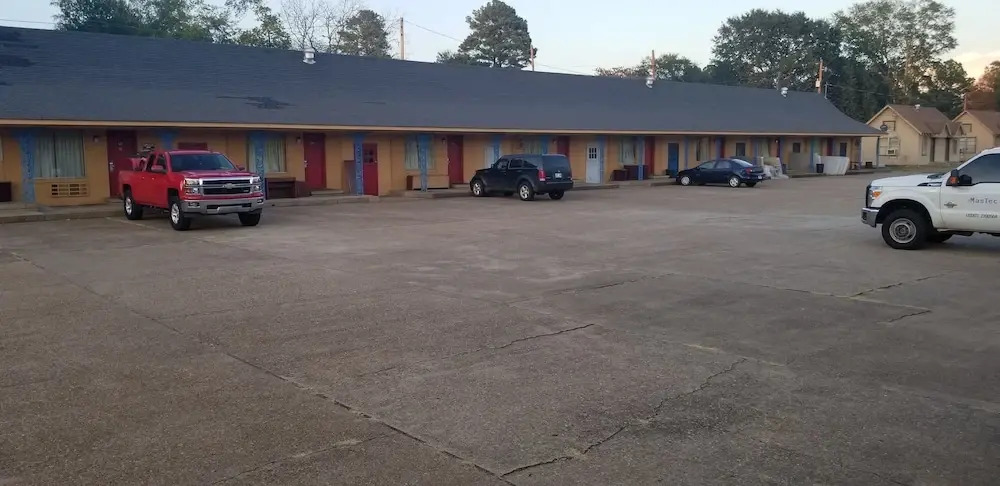 Budget Inn