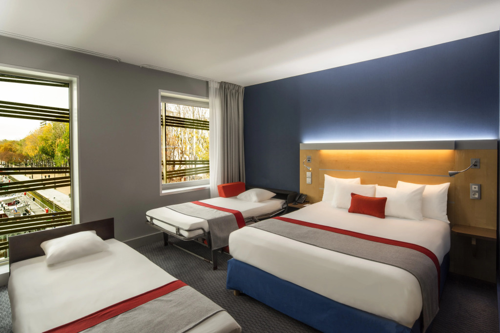 Holiday Inn Express Paris-Canal De La Villette by IHG