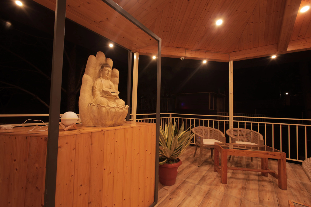 The Woods Retreat