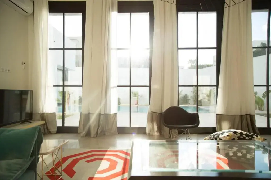 Les Verrières De Gammarth: Villa moderne +Piscine