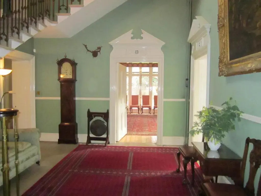 Hollybank House