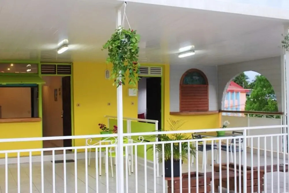 Apartment With One Bedroom In Le Gosier With Furnished Terrace And Wifi 3 Km From The Beach