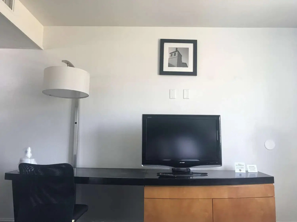 Economy Inn Buttonwillow Bakersfield I-5