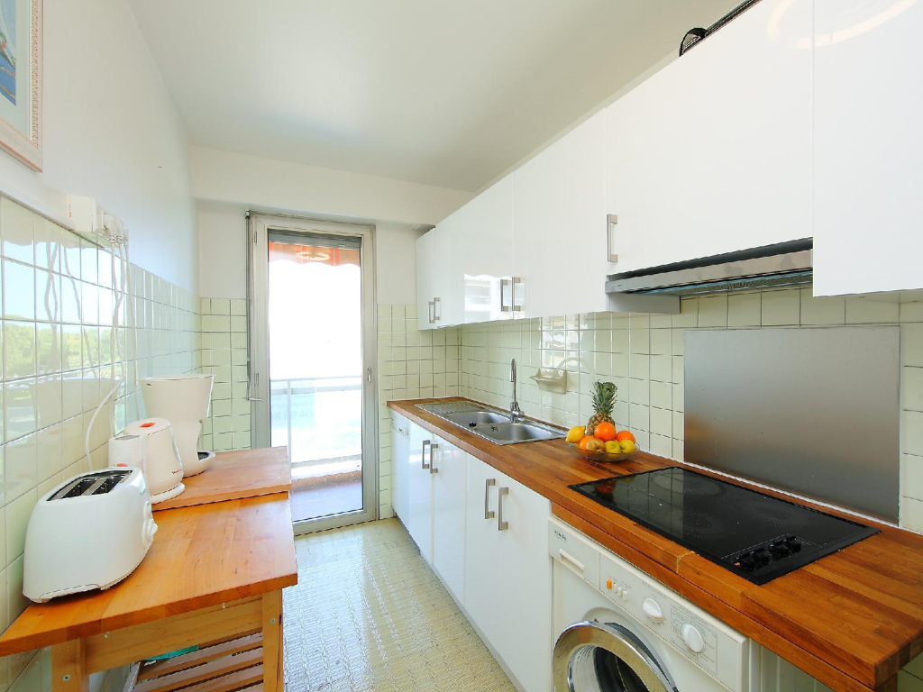 Rental Apartment La Pinede - Cagnes-sur-Mer 2 bedrooms 4 persons - POP 14123