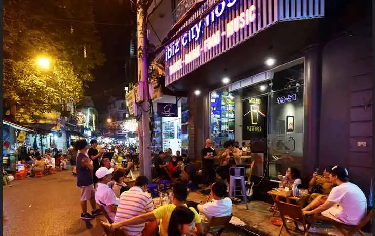 Home Town Cha Hotel