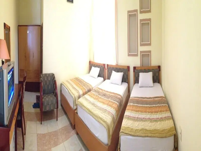 Ho Phong Hotel