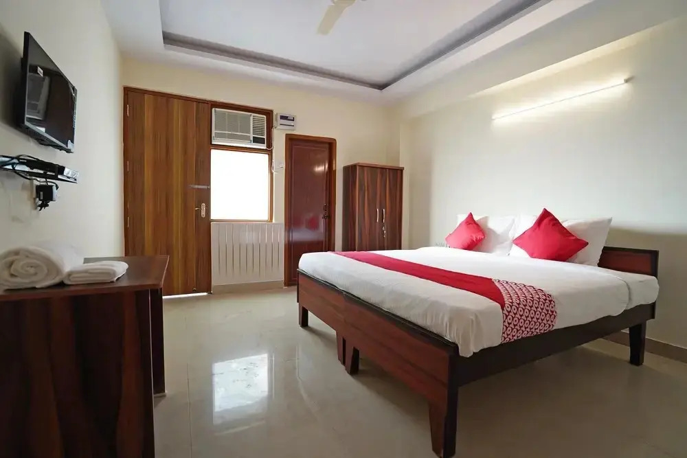 GMD Vasundhara by OYO Rooms