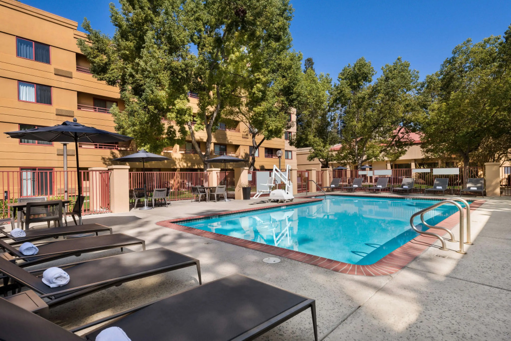 Sonesta Select San Jose Airport