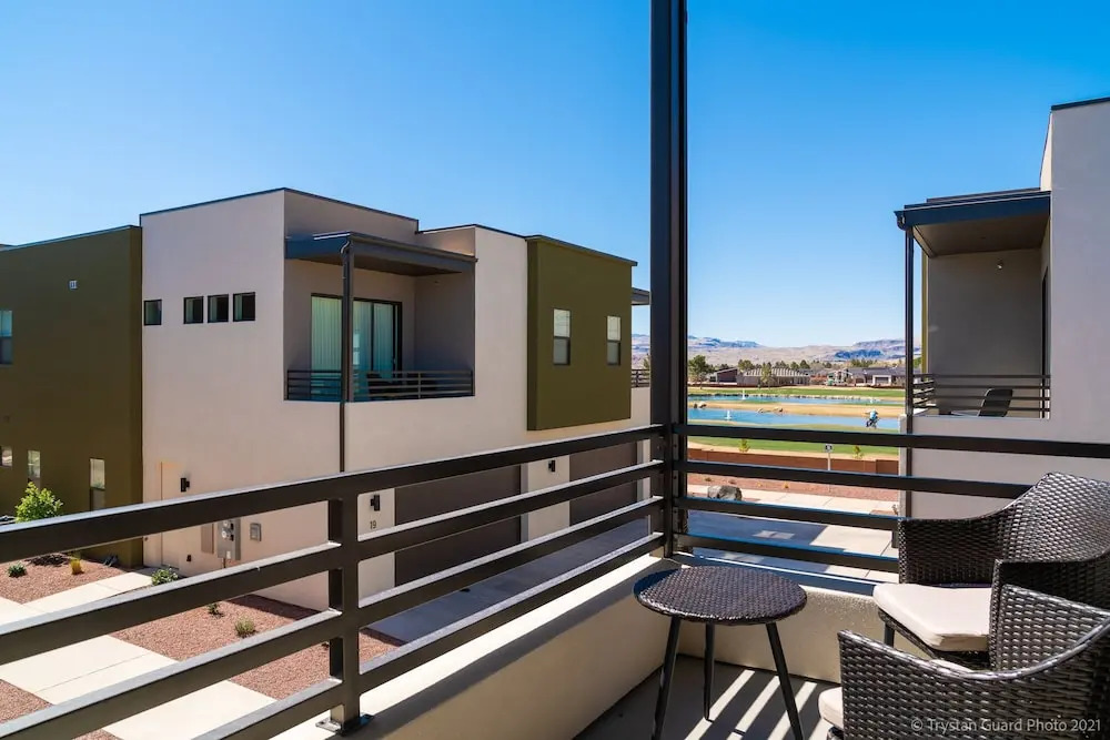 Villa #23 At Bloomington Country Club 4 Bedroom Townhouse by Redawning