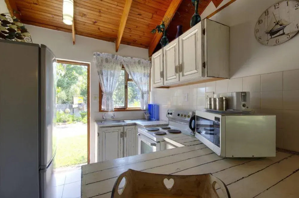Ocean View Nature Lodge