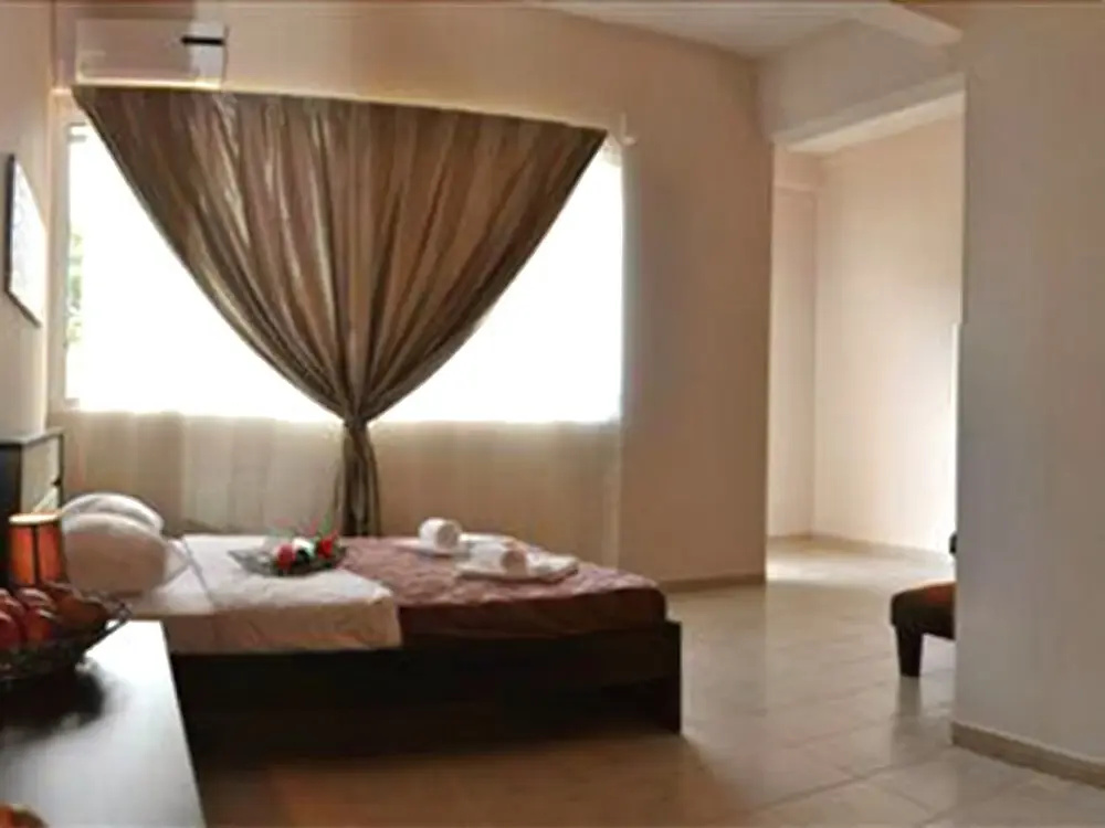 Golden Beach Hotel