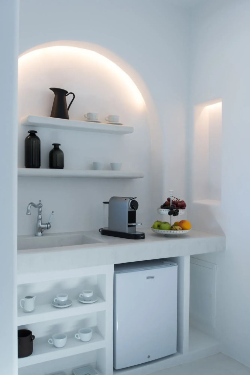 Azar Luxury Villas & Suites