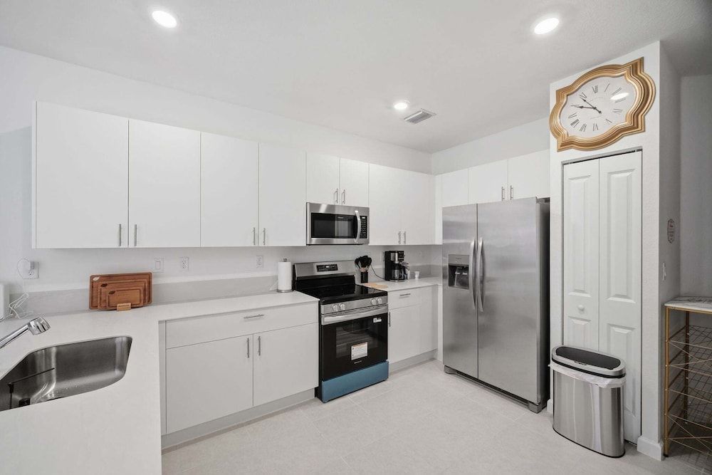 Everglades & Florida Keys Basecamp 4 Bedroom Townhouse